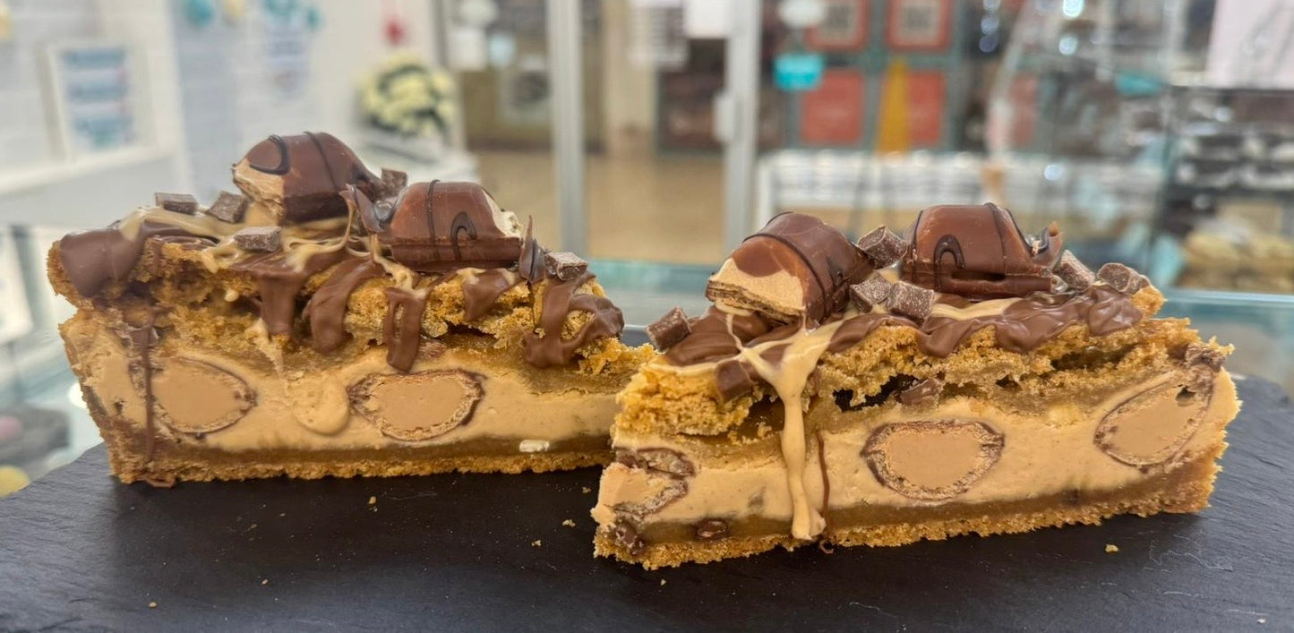 Kinder Bueno Cookie Bars